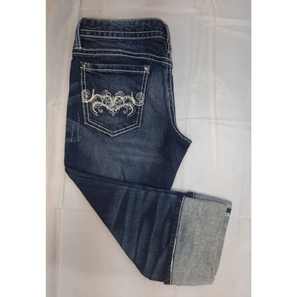Maurices Pants - Maurices Blue Denim Bermuda Jean Shorts l Size: 5/6 Regular